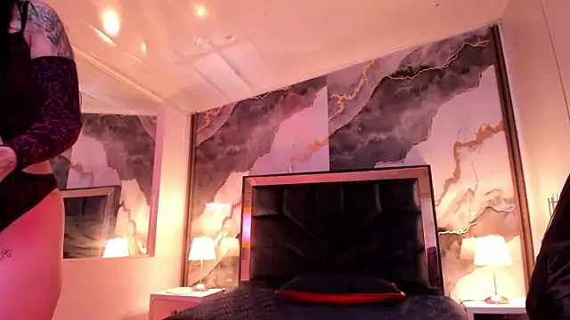 SusanVilla live XXX chat