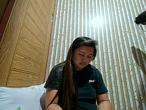 Simple_Asian Pertunjukan Webcam