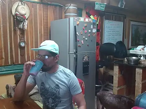 Dr_Pocholate84 Pertunjukan Webcam