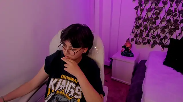 Nathaly_ds' Live XXX Chat