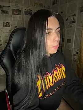 i_am_nina_'s Live XXX Chat