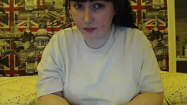 Lynylou Live XXX-chat