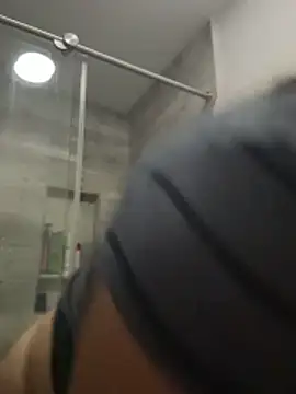 Chatroom XXX en direct de siri_duque