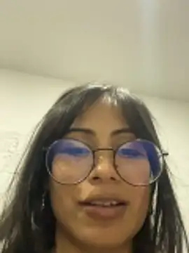 Jade_Zephyra Adlı Modelin Canlı XXX Sohbeti