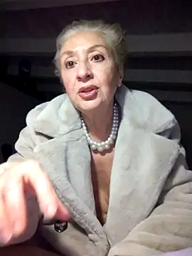 Онлайн чат XXX divinaerotica