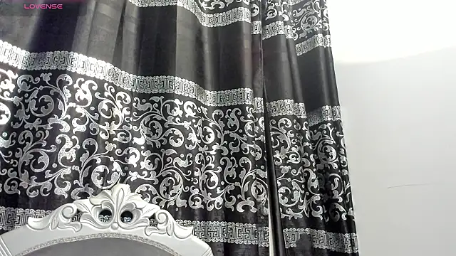 bianca_vega_ Adlı Modelin Canlı XXX Sohbeti