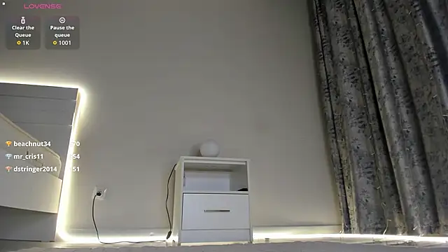 Chatroom XXX en direct de la_kivi