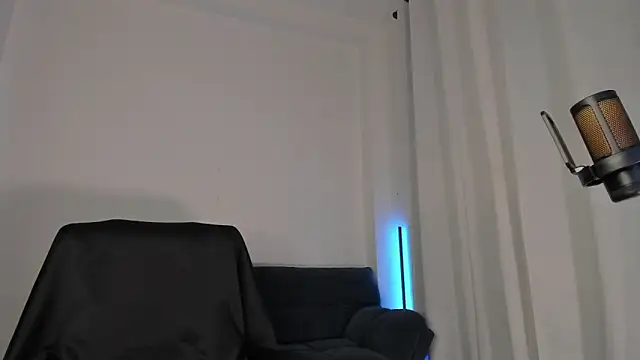 دردشة nathan_blake الجنسية المباشرة