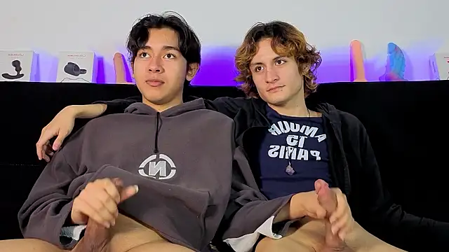 دردشة Darcy_and_Stolas الجنسية المباشرة