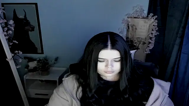 Chatroom XXX en direct de Mona_Esty