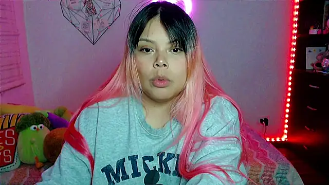 Chatroom XXX en direct de EllieMoonX