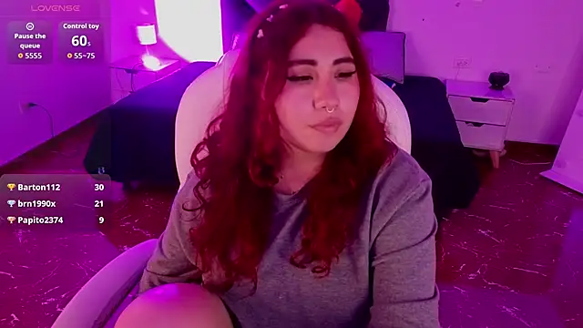 Chatroom XXX en direct de littlee_red