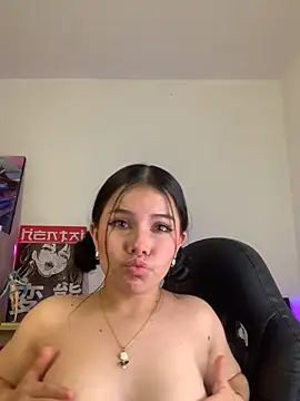 Chatroom XXX en direct de violettabond