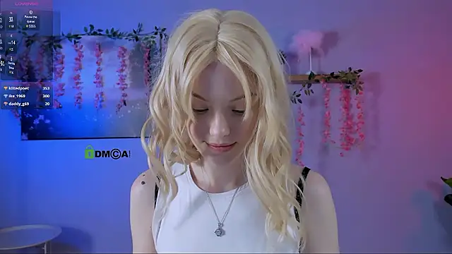 Chatroom XXX en direct de mia_starrr_