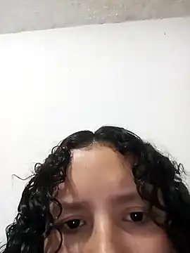 Chatroom XXX en direct de pettymoon1