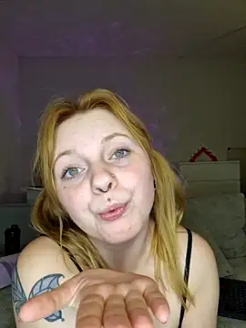 XXX chat uživo modela MichelleVibes18