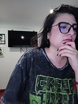 Chat +18 de ahrianabluff ao vivo