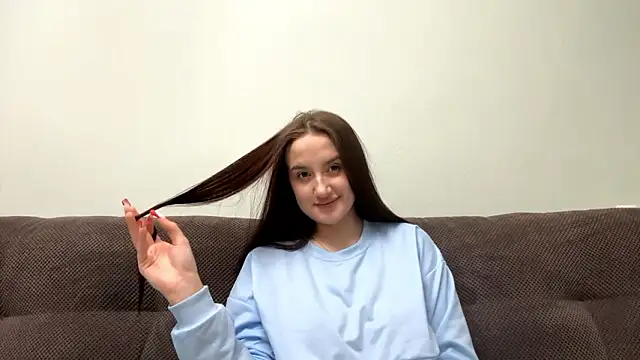 tinykissme Chat XXX live