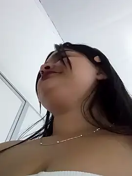 Emma_Sweet-: онлайн-секс-чат