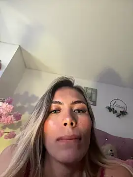 Chatroom XXX en direct de steewart_