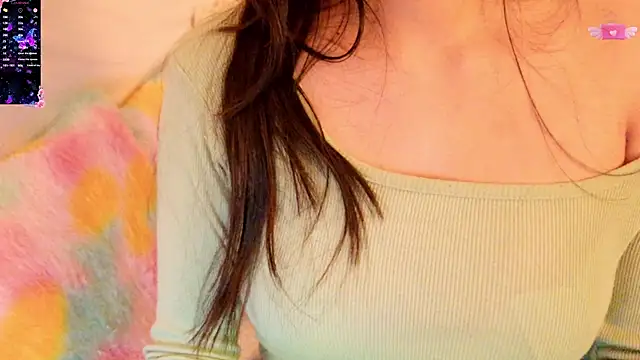 Chatroom XXX en direct de Hannah_9