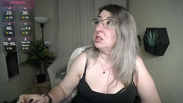 KKMimiKK's Live XXX Chat