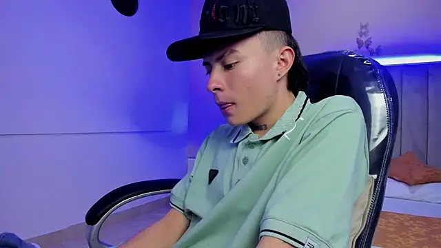 دردشة Nascary_Fox الجنسية المباشرة