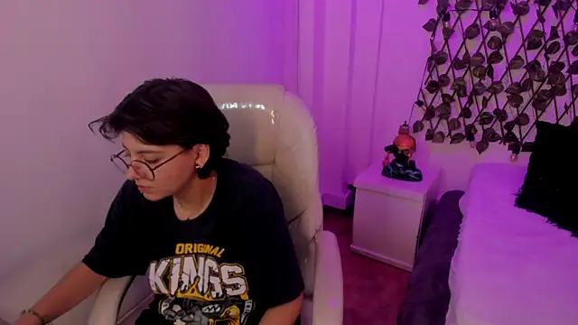 Nathaly_ds' Live XXX Chat