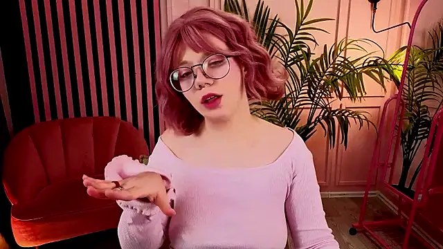 Chat +18 de Waifu_Ketrin ao vivo