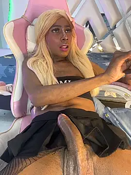 Mara_royal's Live XXX Chat