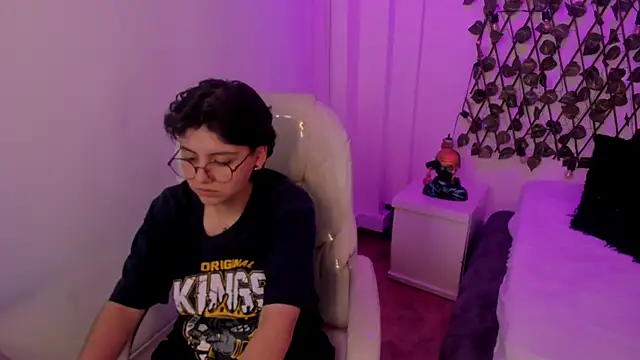 Nathaly_ds Chat XXX live