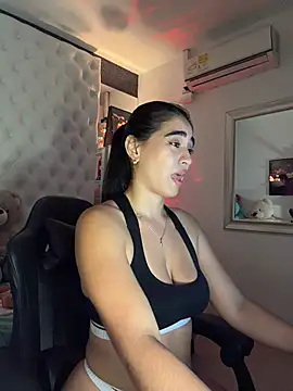 ZarahEvansのライブXXXチャット