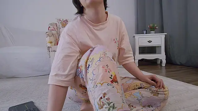 Онлайн чат XXX SophieeRain