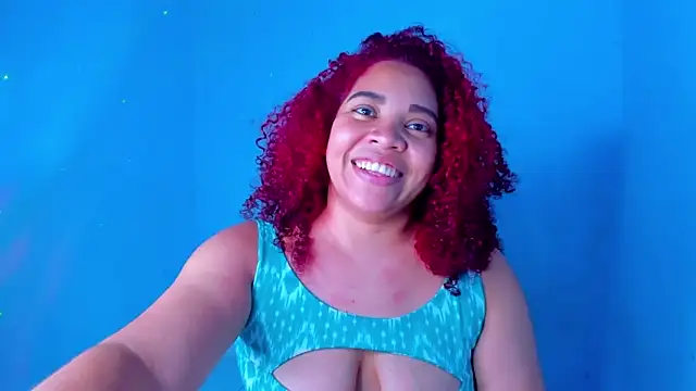 Chat +18 de AngelaCoffee ao vivo