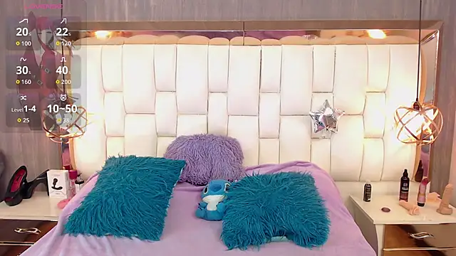 Chat XXX en directo de Foxxy_Doll