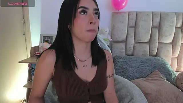 Zaray_star's Live XXX Chat