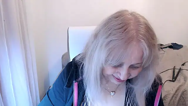 SusiLifeXXX Show Webcam