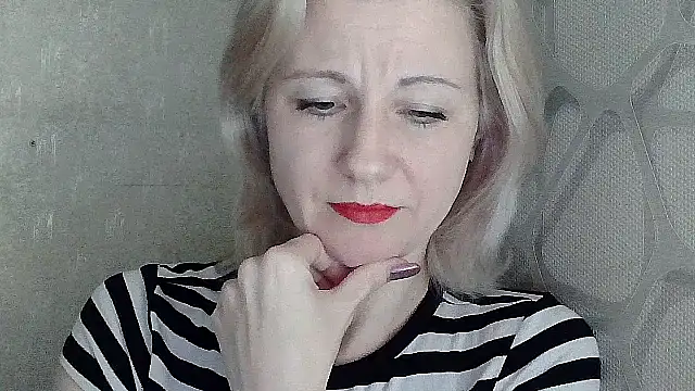 Kitti-Ellisonn Live XXX chat