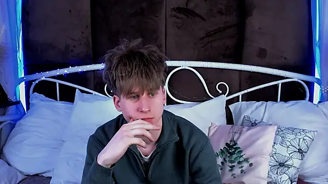 ScottPierce's Live XXX Chat