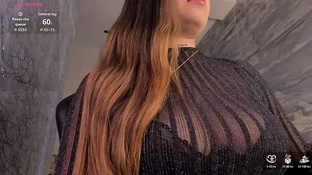 LunaBaker-1: онлайн-секс-чат