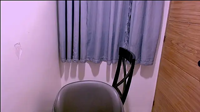 Živý XXX chat lil_cummer69