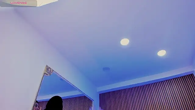 SelenaStonne Chat XXX in diretta