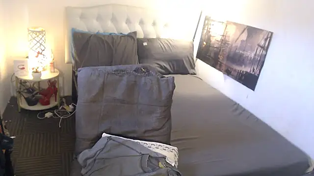 NinaDOM4CUM live XXX chat