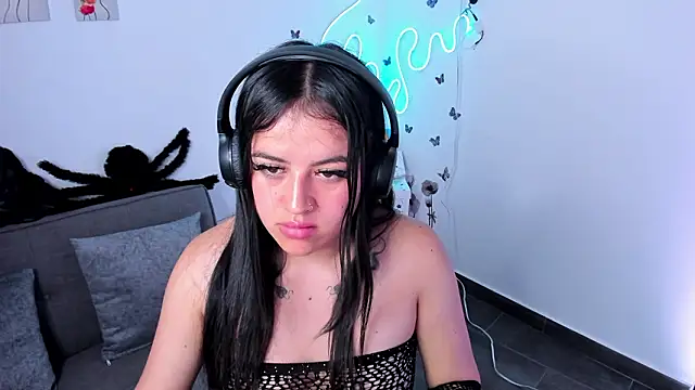 Chat +18 de lilielou_ ao vivo
