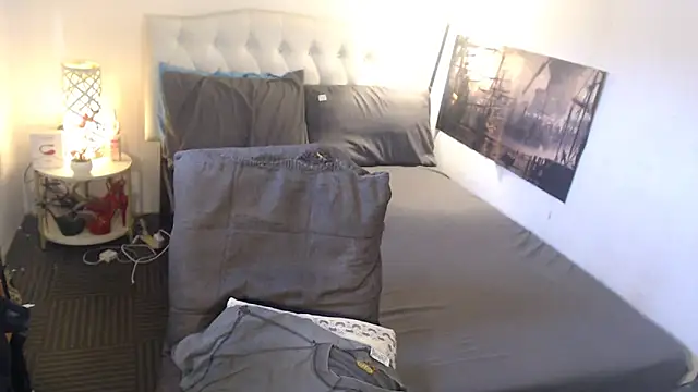 NinaDOM4CUM Chat XXX in diretta