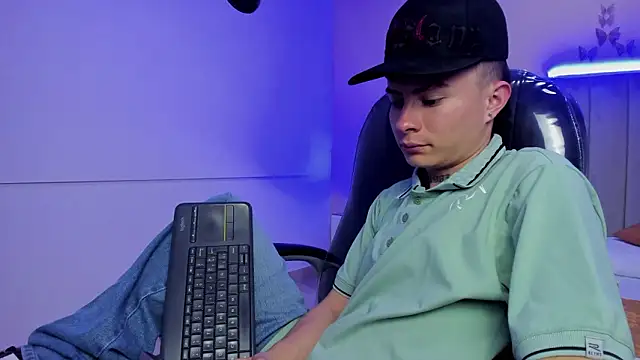 Nascary_Fox's Live XXX Chat