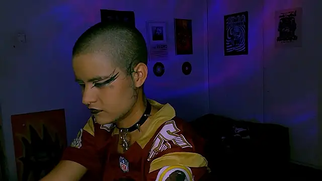 Živý XXX chat alex_one888