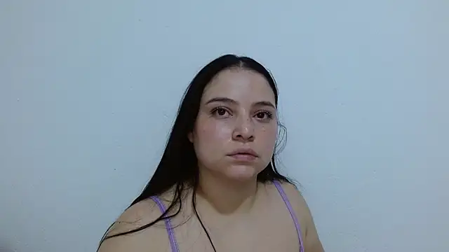 isabel_24_gil élő XXX-chatje