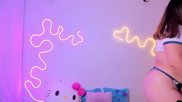 Czat XXX na żywo – CassieBigass_