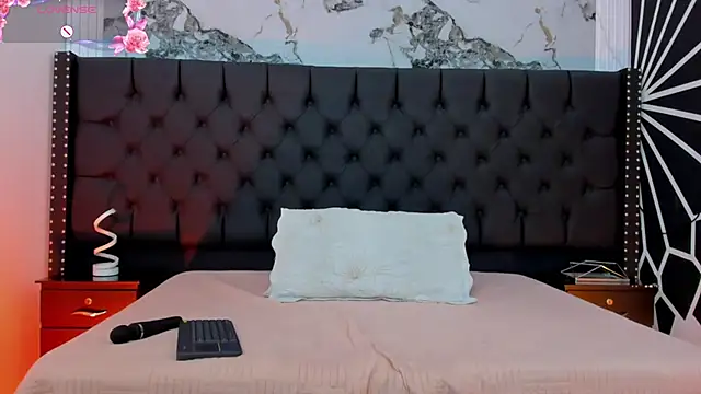 Chat +18 de Agathaargent_ ao vivo